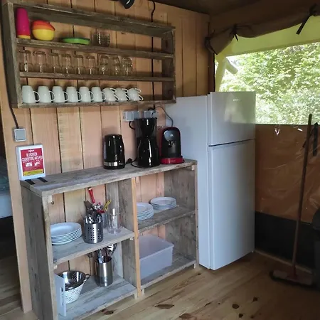 Zecamping 3 Etoiles Chiens Acceptes Vue Vallee Environnement Calme Luxury tent Chatel-Montagne