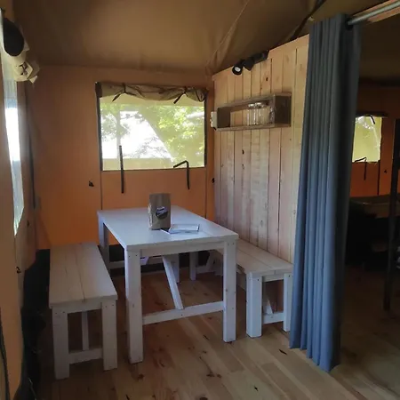 Zecamping 3 Etoiles Chiens Acceptes Vue Vallee Environnement Calme Luxury tent