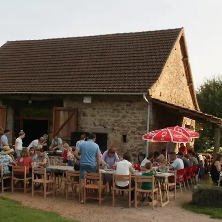 Zecamping 3 étoiles Chiens Acceptés Vue Vallée Environnement Calme Tente de luxe 3*