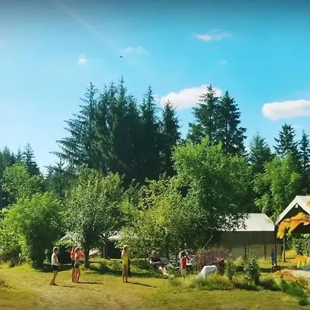 Tente de luxe Zecamping 3 étoiles Chiens Acceptés Vue Vallée Environnement Calme