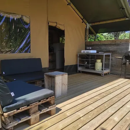 3 Etoiles - Piscine - Ccbeead