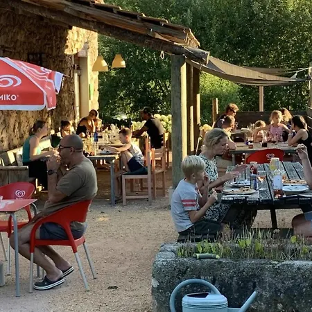 3 Etoiles - Piscine - Ccbeead