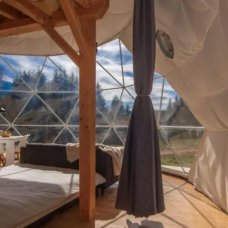 Tente de luxe Zecamping 3 étoiles Chiens Acceptés Vue Vallée Environnement Calme