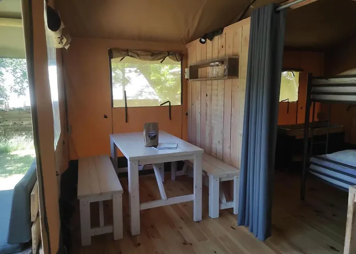 Zecamping 3 Chiens Acceptes Vue Vallee Environnement Calme Luxury tent