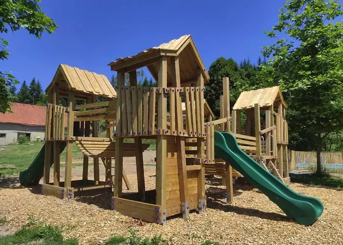 Luxury tent Zecamping 3 Chiens Acceptes Vue Vallee Environnement Calme Chatel-Montagne