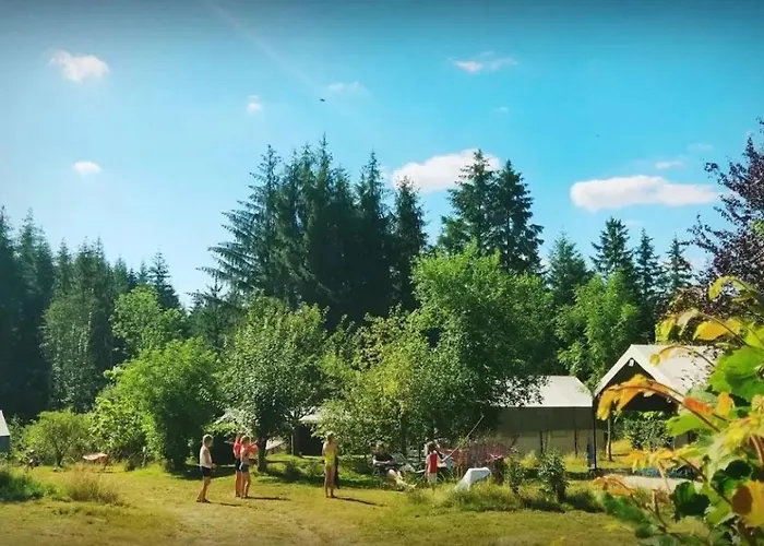 Luxury tent Zecamping 3 Chiens Acceptes Vue Vallee Environnement Calme