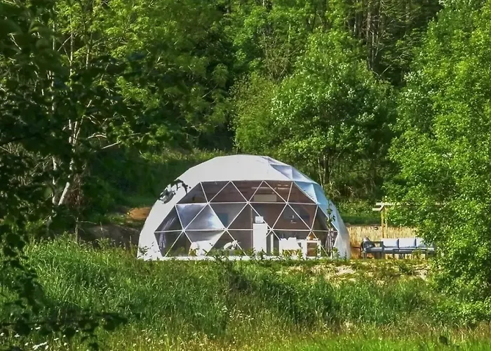 Zecamping 3 Chiens Acceptes Vue Vallee Environnement Calme Luxury tent Chatel-Montagne