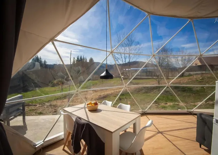 Luxury tent Zecamping 3 Chiens Acceptes Vue Vallee Environnement Calme