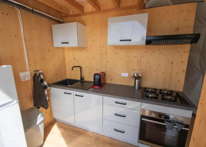 Zecamping 3 Chiens Acceptes Vue Vallee Environnement Calme Luxury tent 3*