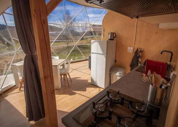 Luxury tent Zecamping 3 Chiens Acceptes Vue Vallee Environnement Calme Chatel-Montagne