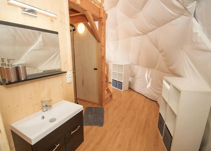 3 Etoiles - Piscine - Ccbeead